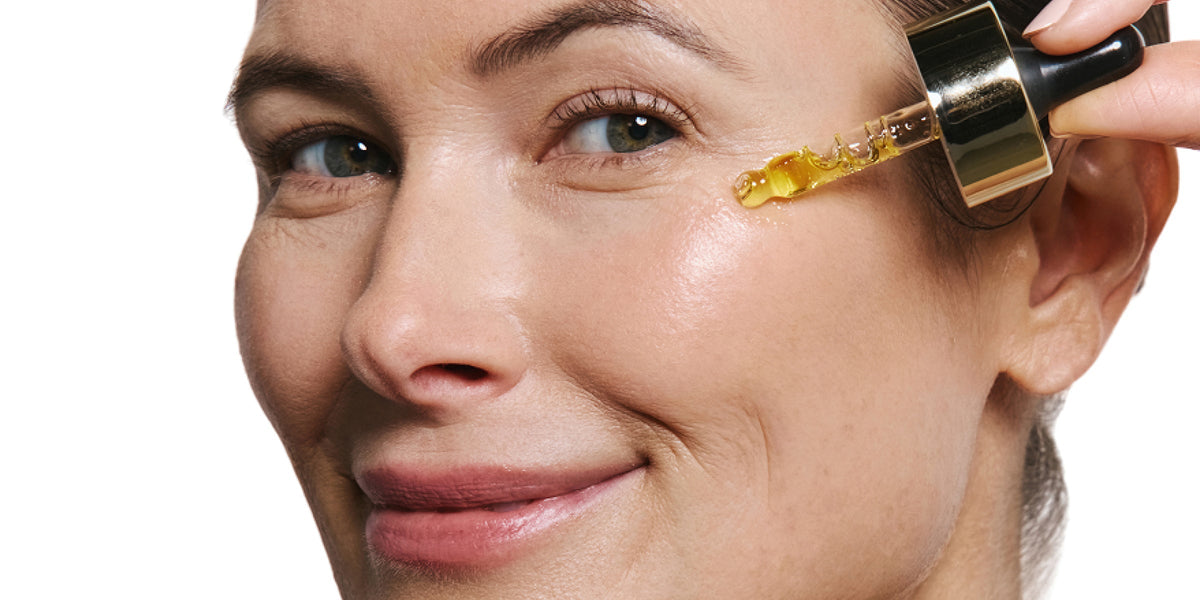 The Art of Lightweight Oils: Finding the Right One for Your Skin Type