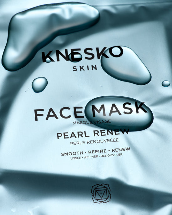 Knesko face mask packaging with water droplets on